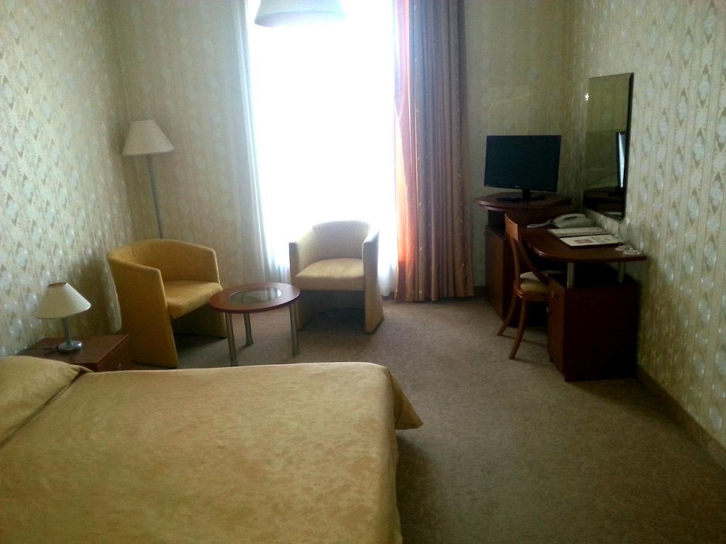 Hotel Perperikon Кырджали Номер фото