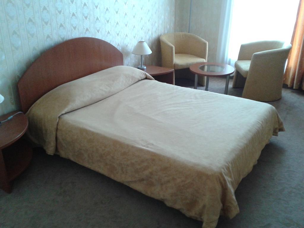 Hotel Perperikon Кырджали Номер фото